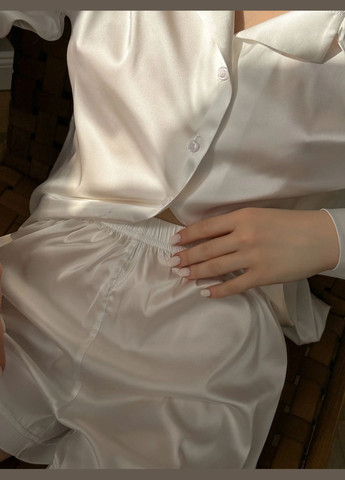 Белая всесезон женская пижама атласная (шорты и рубашка) (одежда для дома, женский комплект для дома, одежда для сна) Twins