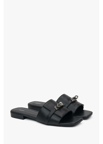 Черные шлепанцы, цвет черный Estro