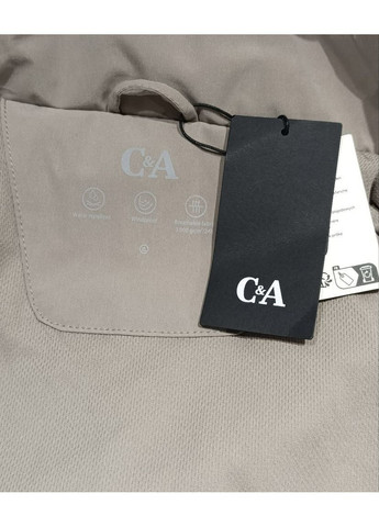 Бежевая зимняя куртка утепленная C&A