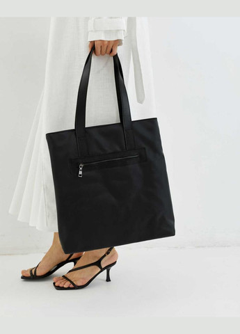 Жіноча сумка з натуральної шкіри з одним відділенням чорна «Leo» WeLassie (301425629)