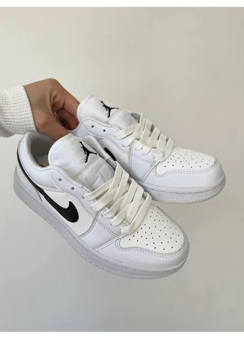 Белые летние кроссовки nike air jordan retro low white black найк аир джордан No Brand