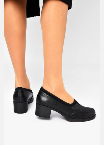 Let's Shop Туфлі жіночі чорного кольору лофери чорний з штучна шкіра, україна — демісезон (330223438)
