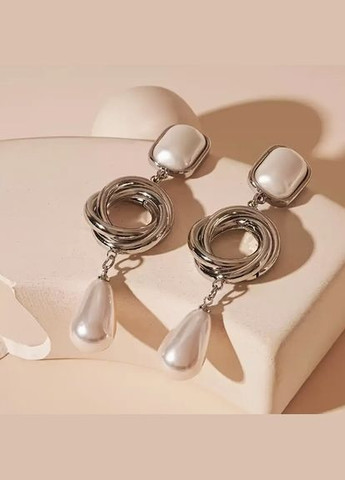 Сережки довгі підвіски з намистинами ( імітація перлів) No Brand (341140512)