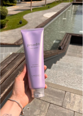 Proedit Bounce Fit Plus відновлююча маска для сильно пошкодженого волосся 250 мл Lebel (307090553)