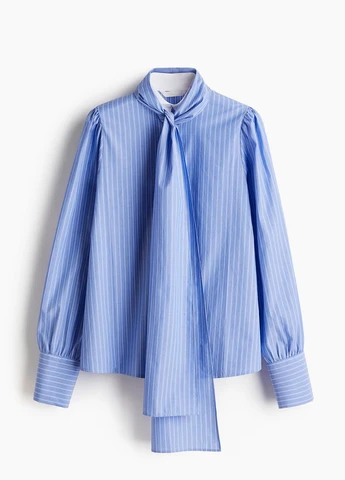 Светло-голубая блузка H&M