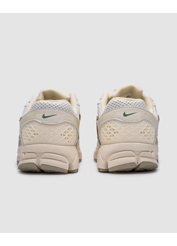 Коричневые демисезонные кроссовки мужские nike air zoom vomero 5 sail light orewood brown найк аир зум коричневые No Brand