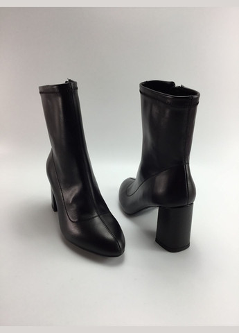 Осенние женские ботинки демисезонные Monroe Star