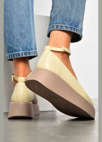 Let's Shop Туфли женские бежевого цвета лодочки бежевый з искусственная кожа, украина — демисезон (326740007)