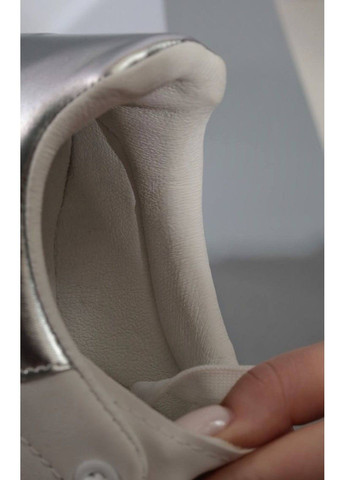 Білосніжні Осінні кросівки чоловічі білі Vip