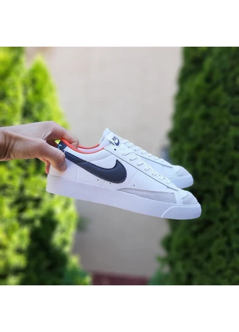 Білі кросівки чоловічі nike демісезон Pegasus blazer low