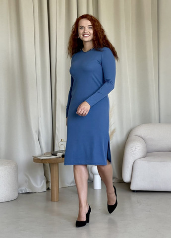 Синя повсякденний демісезонна сукня в рубчик нижче колін з боковими розрізами сукня-світшот Merlini однотонна