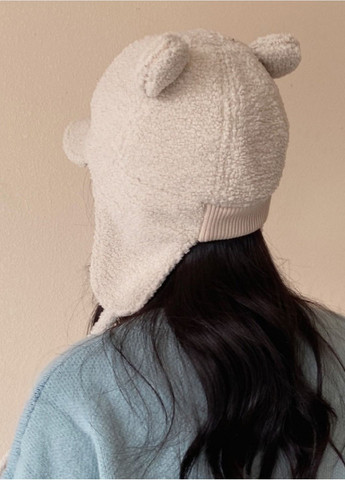 Зимова Жіноча Шапка Вушками Тедді Біла Теплий та Стильний Капор на Зав'язках No Brand зимова шапка з вушками (361969979)