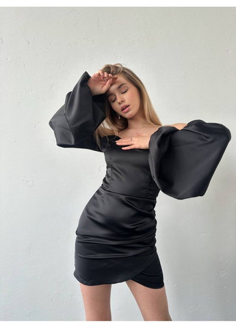 Чорна кежуал сукня N.Family однотонна