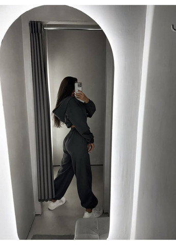 Жіночий костюм з укороченою кофтою Osoblyva (353214808)