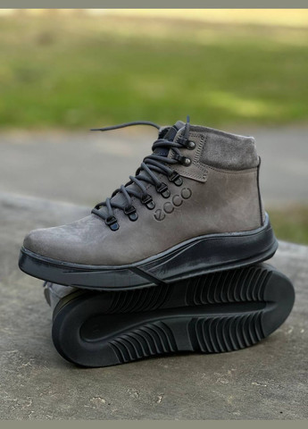 Серые зимние ботинки Vakko