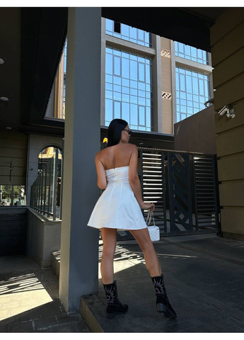 Белое праздничный, повседневный, кэжуал женское платье No Brand однотонное