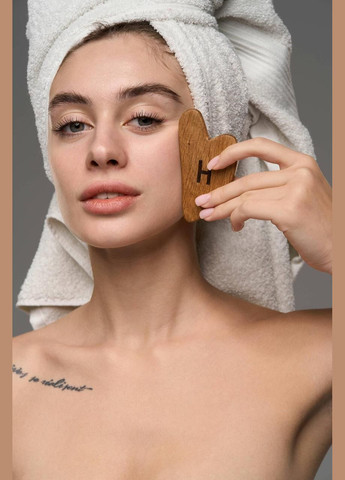 Антивозрастной комплекс для лица, шеи и декольте Hillary (332200407)