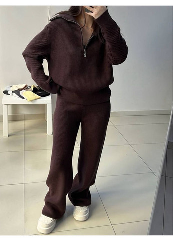 Вязаный женский костюм с трендовым полувером на змейке. No Brand (369136012)