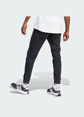 Черные брюки adidas