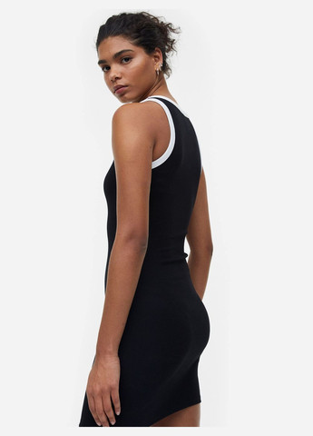 Чорна кежуал сукня у рубчик H&M однотонна