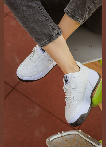 Белые демисезонные кроссовки женские No Brand