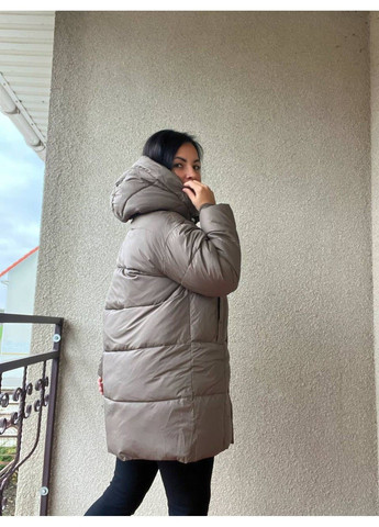 Коричнева демісезонна куртка жіноча 9045 довга стегана з капюшоном пальто коричнева Lady yep