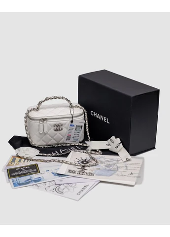 Сумка Chanel Classic White Lambskin Pearl Crush Vanity Bag Silver Шанель (377508021)