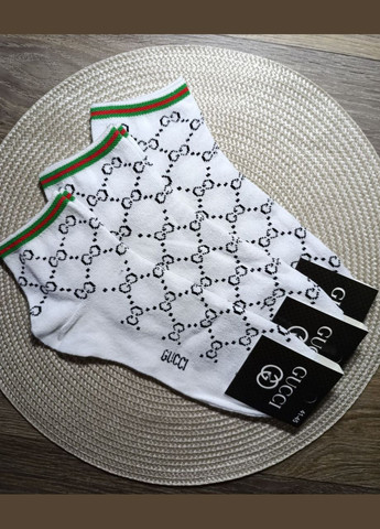 Белые носки мужские хлопчатобумажные.средние.отличное качество, очень хорошо носятся, стильные, практичные.производство – италия. с логотипами (333338738)