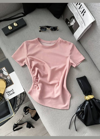 Женская футболка с акцентным низом и эффектом утяжки. MonCher - (336346375)