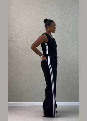 Жіночий костюм з льону Adelante (326989416)