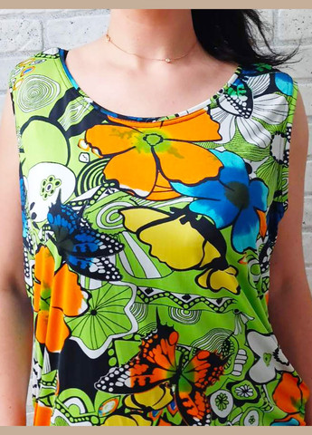 Костюм жіночий літній набір, комплект футболки без рукава з подовженими шортами, салатовий в яскраві квіти No Brand (335053154)