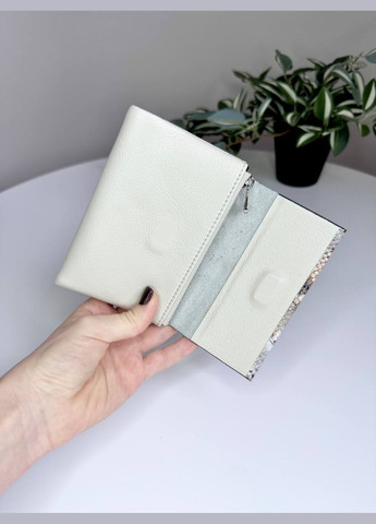 Женский кожаный кошелёк среднего размера на магнитах Classic (314815681)