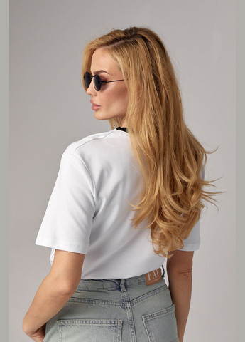 Чорно-біла літня трикотажна жіноча футболка з контрастною окантовкою Lurex