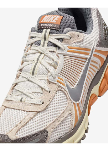 Цветные демисезонные мужские кроссовки zoom vomero 5 разноцветный Nike