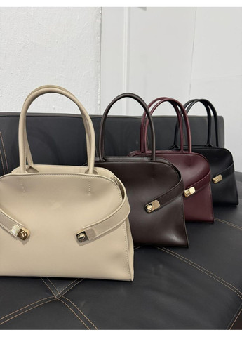 Сумка жіноча топ-хендл з акуратним ремінцем та золотистою фурнітурою. JUGO 47-25 (373069949)