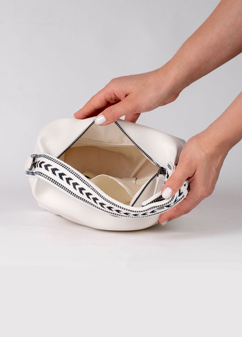 Жіноча маленька сумка через плече Vishnya (322835963)