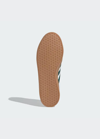 Білі Літні кросівки vl court base adidas