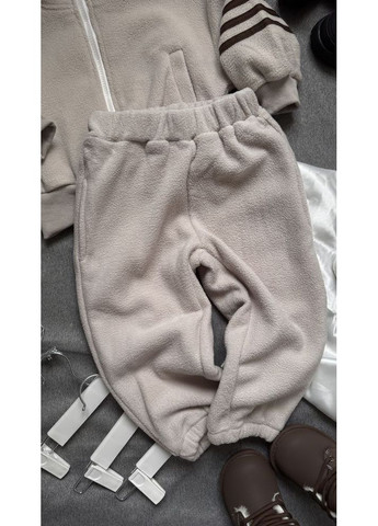 Комбинированный демисезонный костюм утепленный спортивный для мальчика цвет беж 10985 No Brand