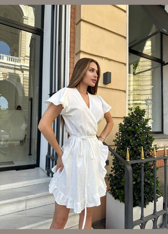 Молочное повседневный льняный сарафан на запах на запах Adelante однотонное