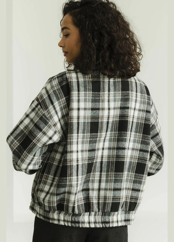 Чорна демісезонна бомбер Seventeen