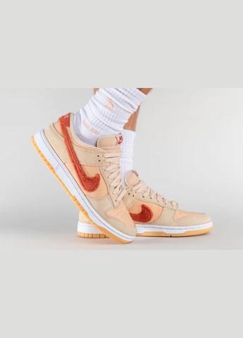 Пісочні всесезонні кросівки dunk low terry swoosh — dz4706-200 40 - 25.5 см Nike