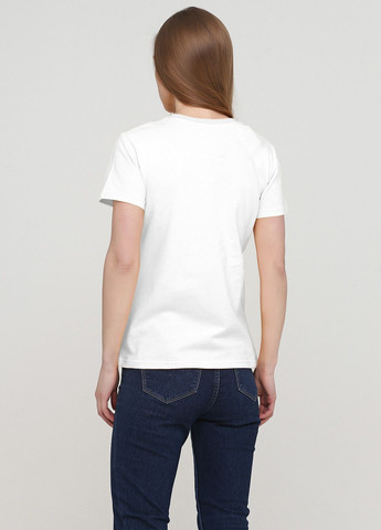 Біла всесезон футболка жіноча біла з принтом полуниця з коротким рукавом Malta