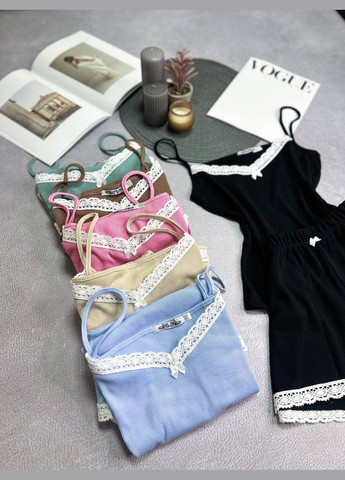 Розовая всесезон нежная пижама с кружевом майка + шорты Adelante