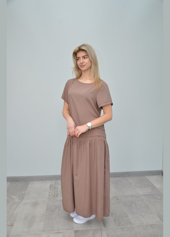Светло-коричневое женское платье, короткий рукав, разные цвета (размеры: m, l, ) xl, светло-коричневый No Brand однотонное
