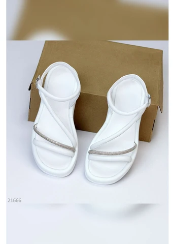 Белые натуральные женские босоножки No Brand