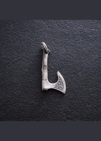 Серебряный кулон Секира с трискелионом 133227 Oniks (264392965)