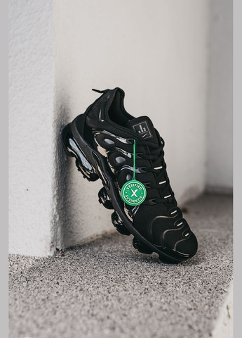 Черные демисезонные кроссовки мужские Nike VaporMax Plus Tn Black