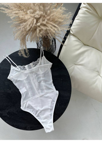 Боді біле сіточне з мереживом, бантиком та акцентом на бюст Vital-Textile 435/35 (361853732)