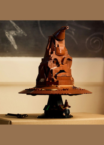 Конструктор Harry Potter Болтливая сортировочная шляпа, 561 деталь () Lego 76429 (328399012)