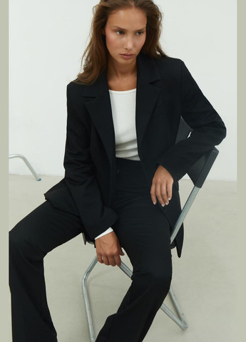 Черный женский пиджак приталенный 424-1 Papaya - всесезон